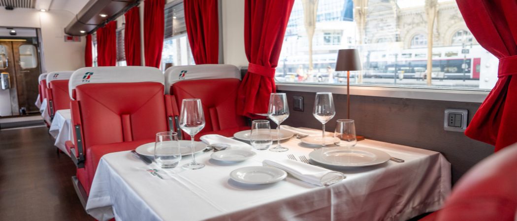 Foto interne Vecchio Sito 1050 - Carrozza Ristorante